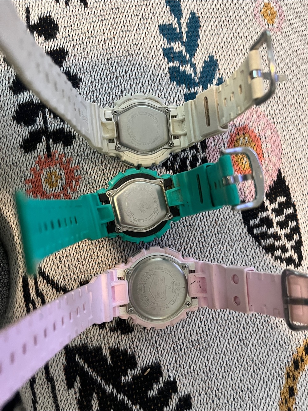 Casio Trio: Pink, Cream & Teal Resin Sport Watches - Picture 5 of 6
